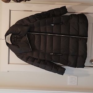 Tahari puffer black coat size xxl